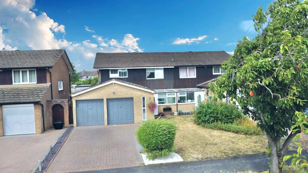 Main image of property: Columbia Gardens, Bedworth, CV12