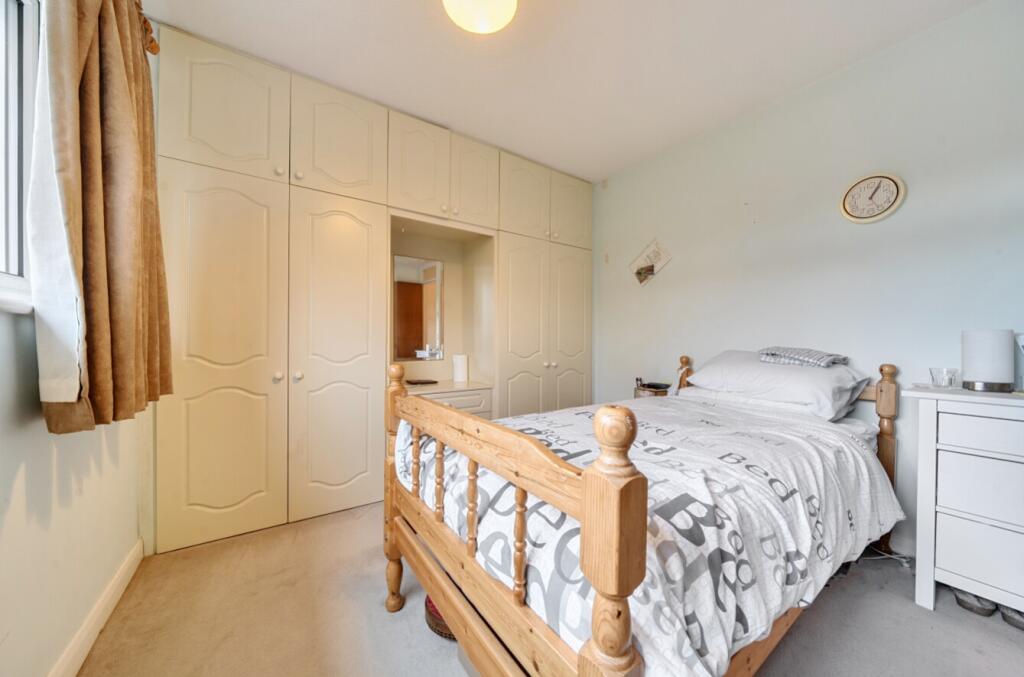House in Nottingham, Bramcote - View 5