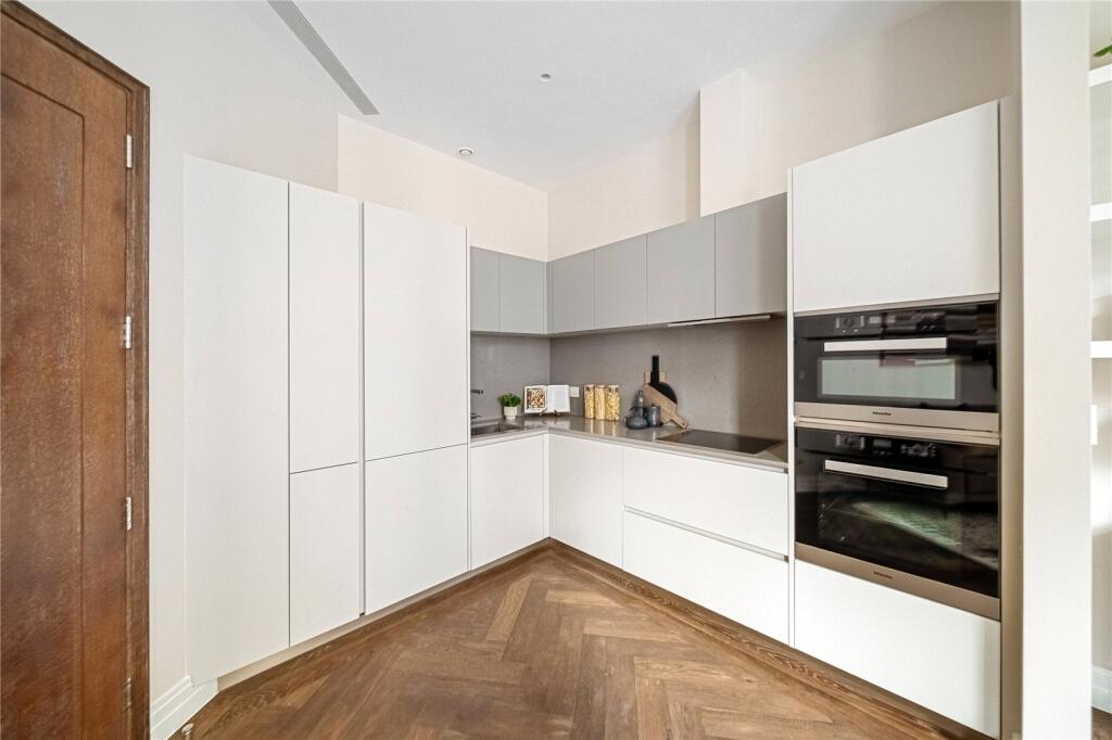 Apartment in London - View 4