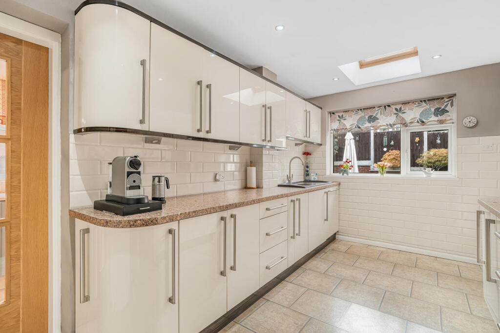 House in Sheffield, Ecclesfield - View 3