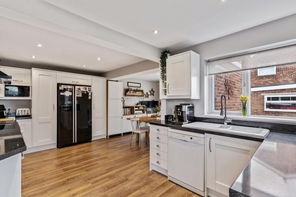 George Place, St Neots, PE19 photo 4