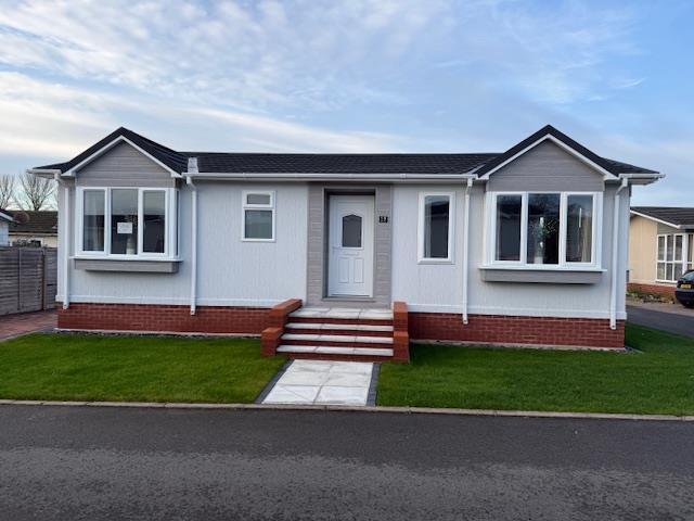 Main image of property: Sunset Drive, Dodwell Park, Stratford upon Avon