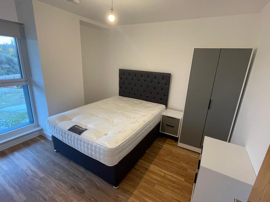 Apartment in Manchester - View 4