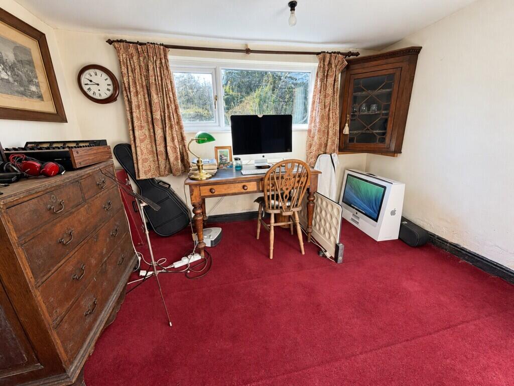 House in Darlington - More