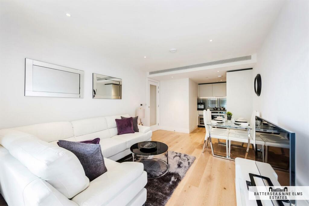 1-bed flat on Riverlight Four, Riverlight Quay, £685,000
