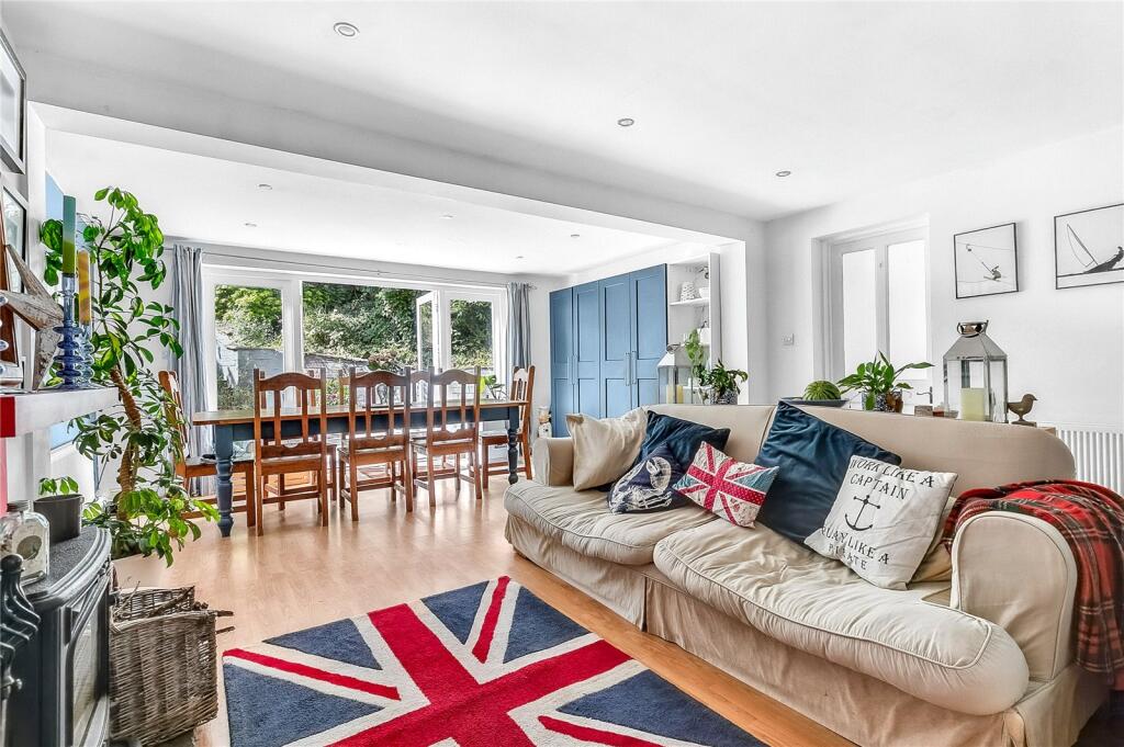 House in Slough, Sunninghill and Ascot - View 5