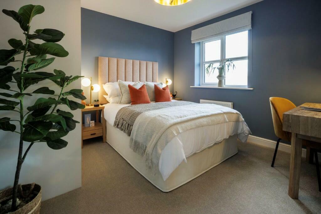 House in Preston, Walton Park, Lostock Hall - More