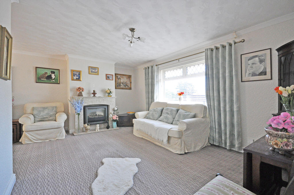 House in Rhiwderin, Pentre-Poeth, Graig - View 5