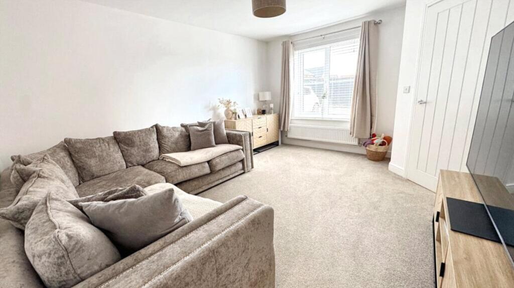 House in Leicester - View 2