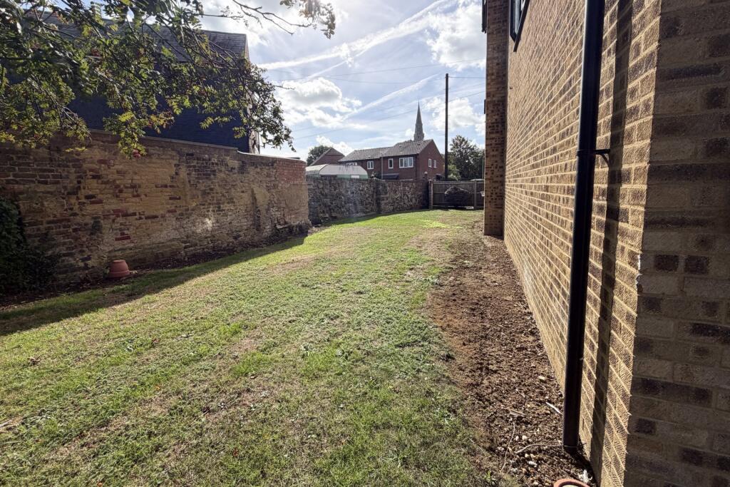 Apartment in Dover, Deal - More