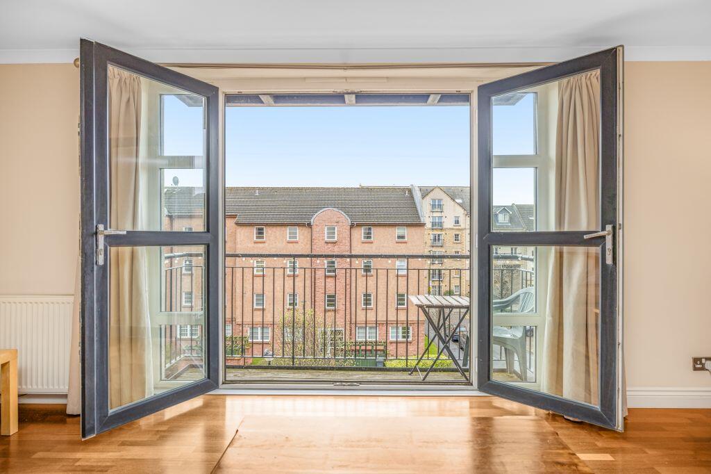 Apartment in Edinburgh, The Shore, Leith - View 4
