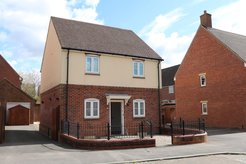 Main image of property: Amesbury, SALISBURY, SP4