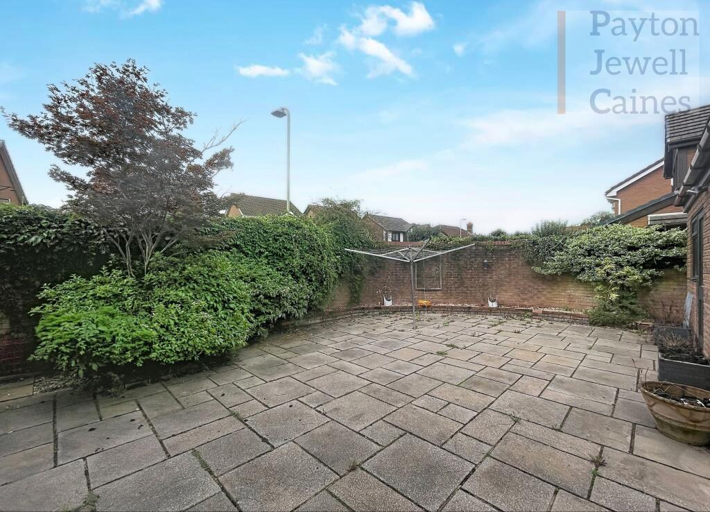House in Bridgend - View 5
