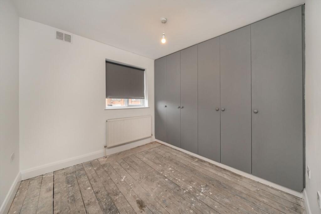 Apartment in London - View 5
