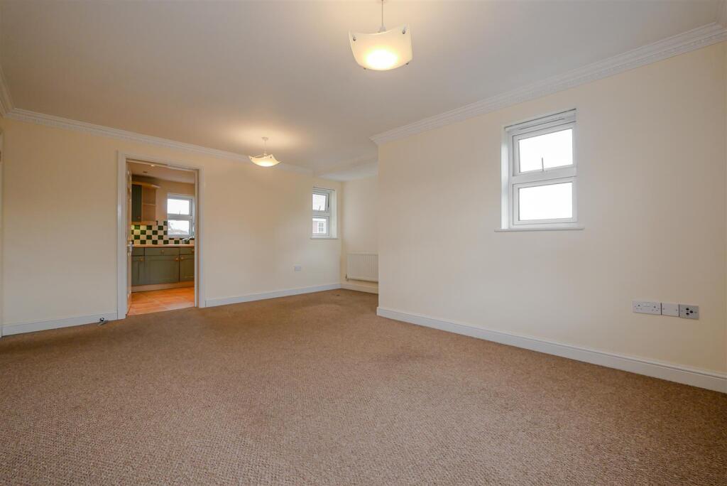 Apartment in South Oxfordshire, Wallingford - View 4