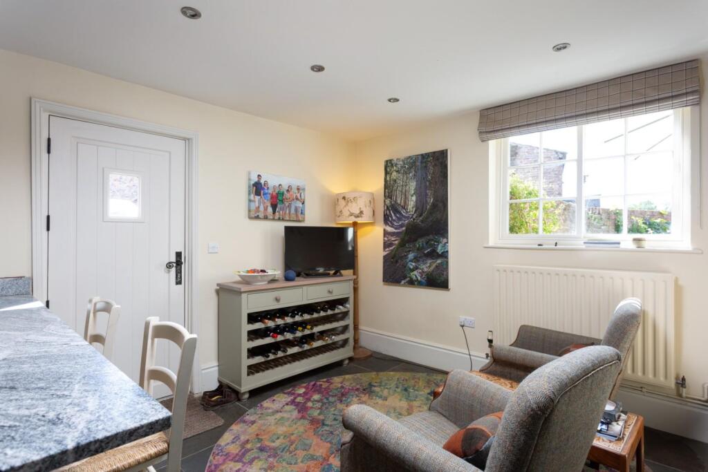 House in York - View 5