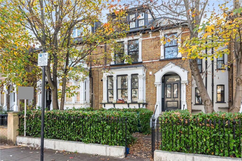 Main image of property: Queens Drive, London, N4
