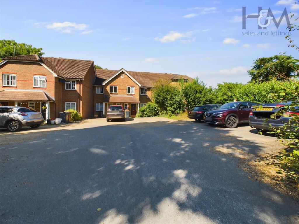 Main image of property: Belgrave Mews, Stevenage, Hertfordshire, SG2 8QE