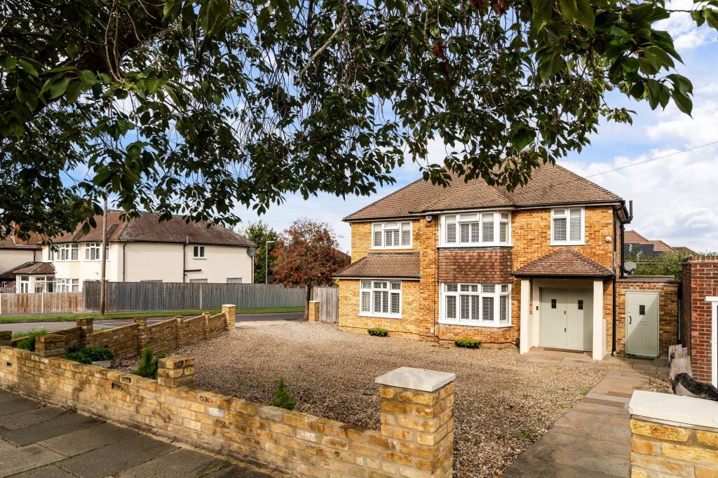 House in Epsom, Nork