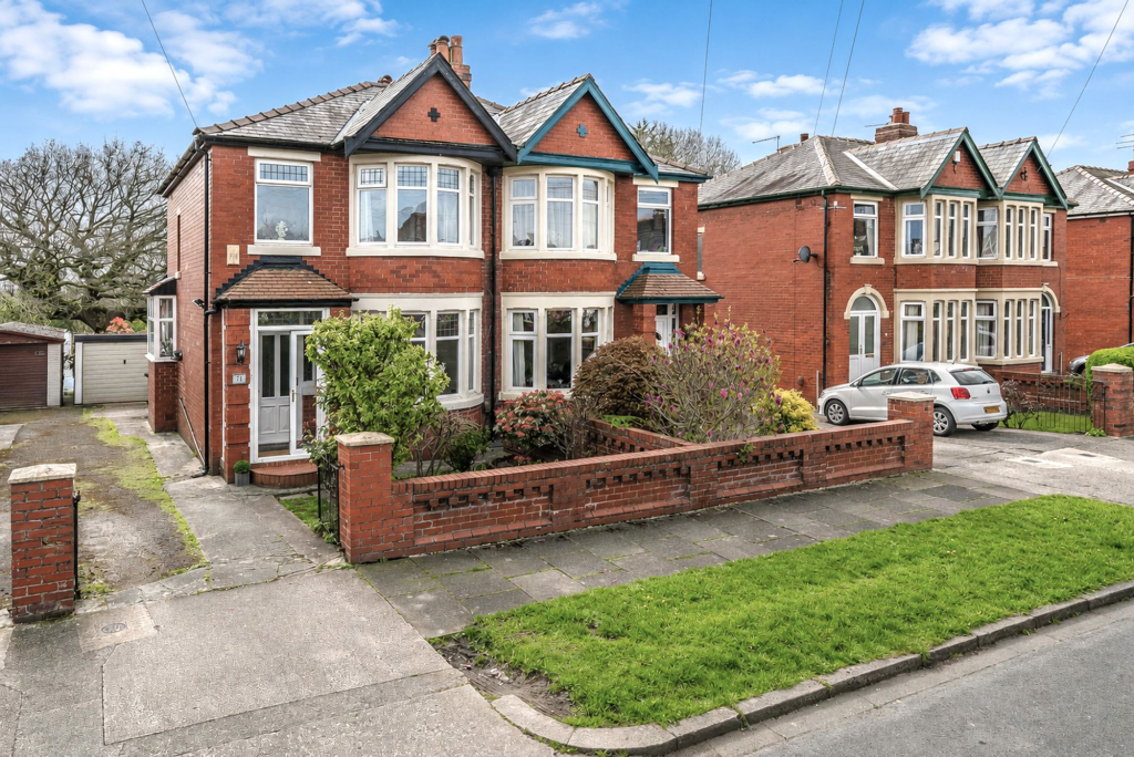 Main image of property: Glenluce Drive, Preston, PR1