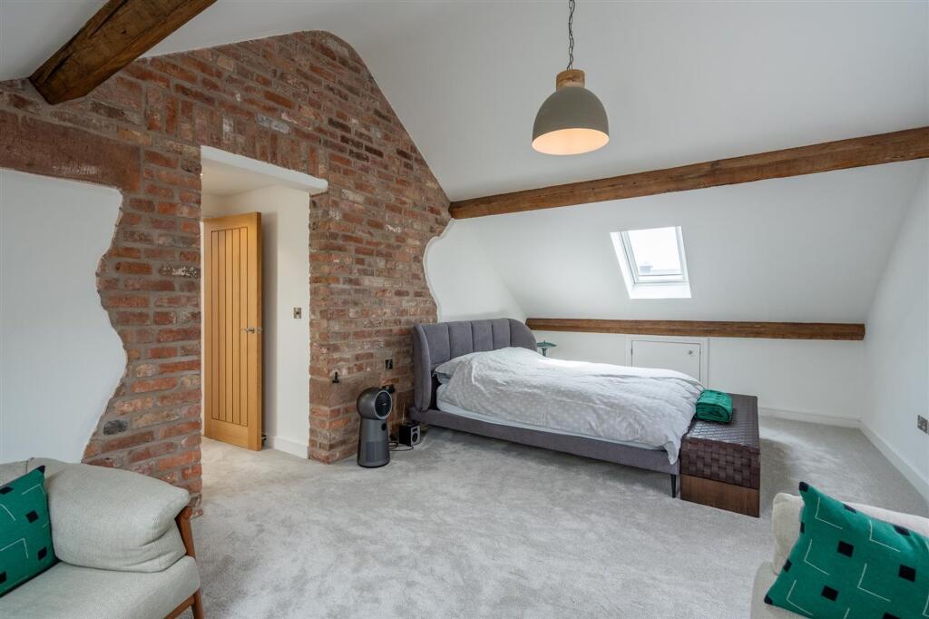 House in Chester, Poulton and Pulford - More
