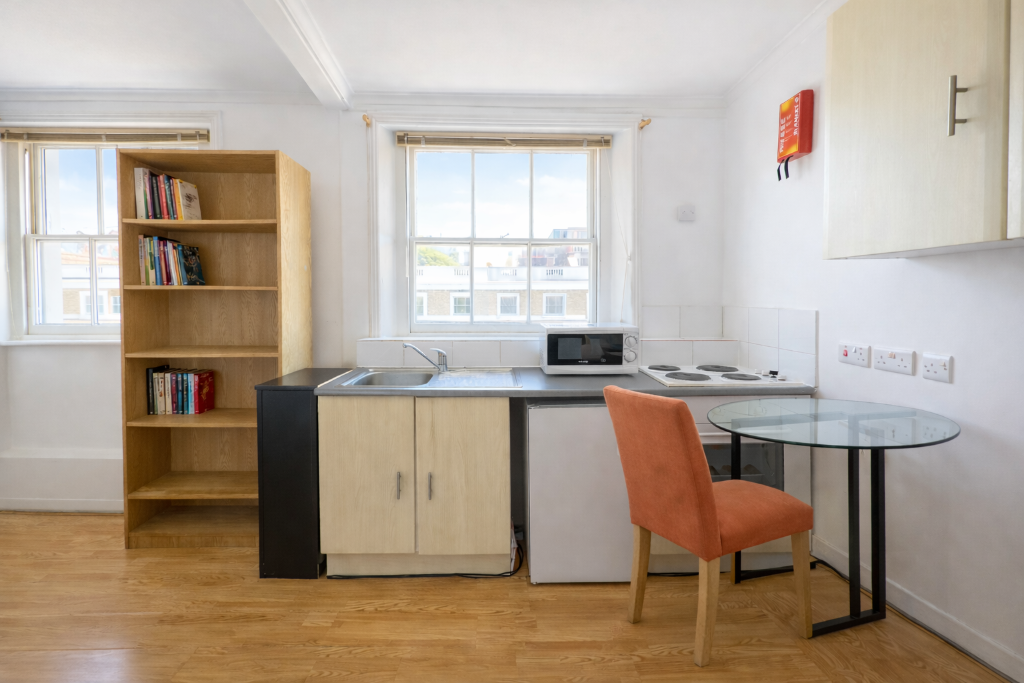 Studio flat for rent