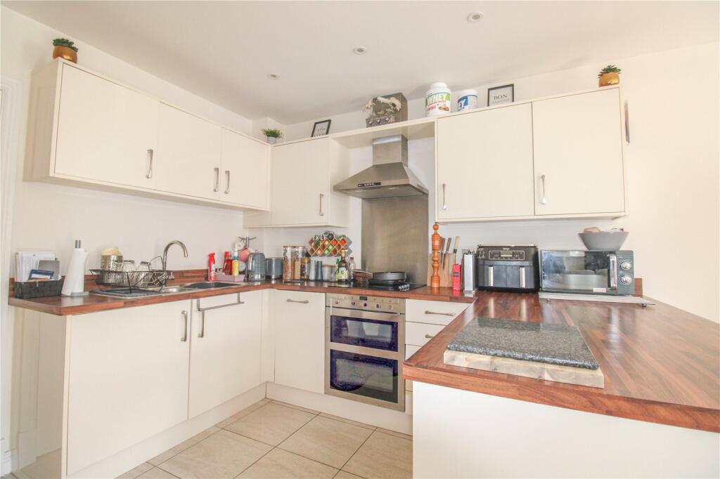 Additional image 2 of Fortescue House, Court Street