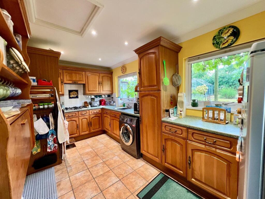 Melton Drive, Bridgend County Borough, CF31 3ET - View 4