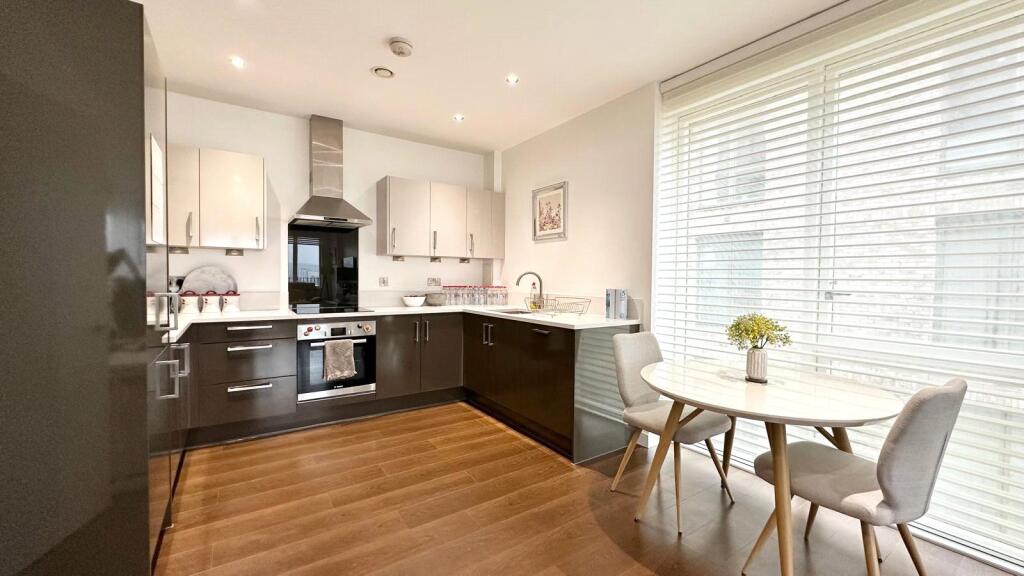 Main image of property: Lockside Way, London, E16