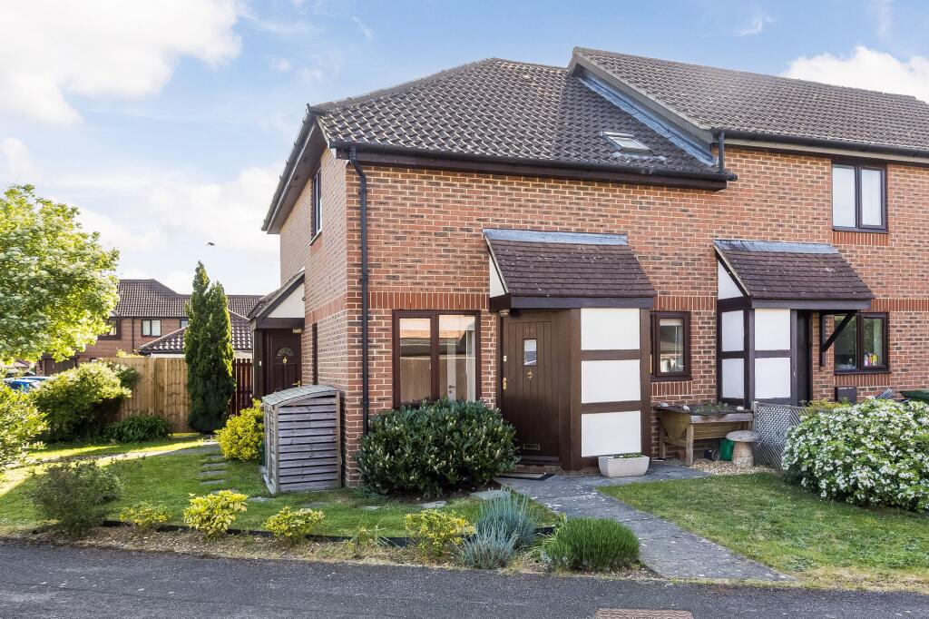Main image of property: Cullerne Close, Abingdon, OX14