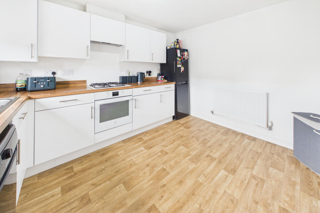 Woodpecker Close, Lydney, GL15 5FY photo 4