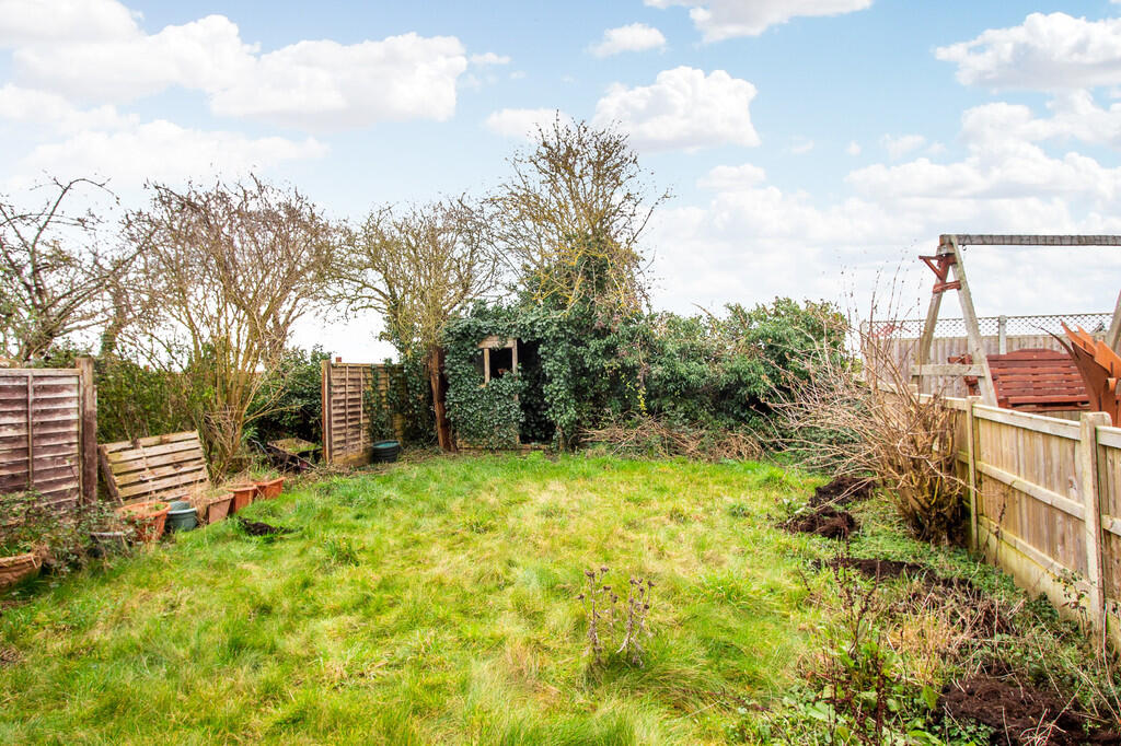 Warren Close, Irchester photo 3