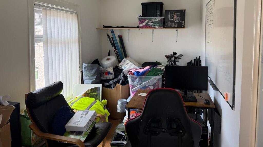 Photo 43