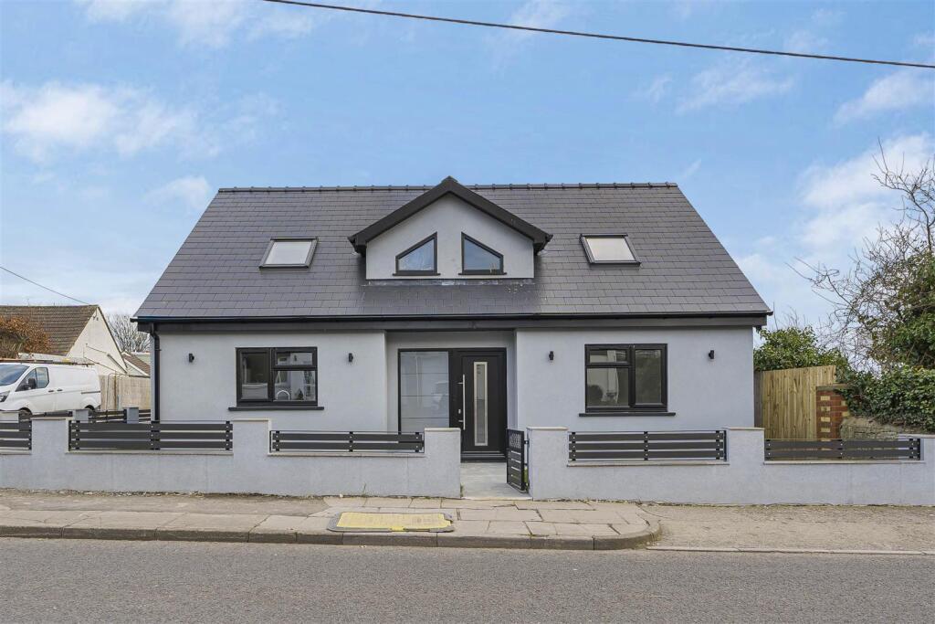Llanmaes Road, Llantwit Major photo 2