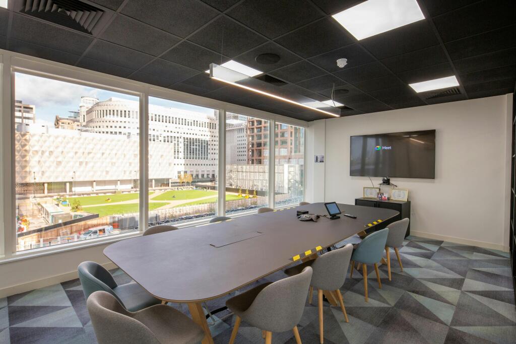 161 Marsh Wall 65.jpg