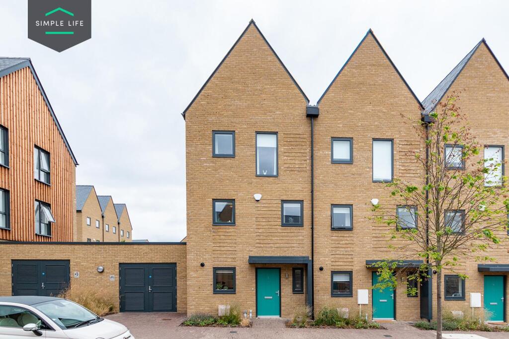Main image of property: Barnfield Way, Harlow, CM17