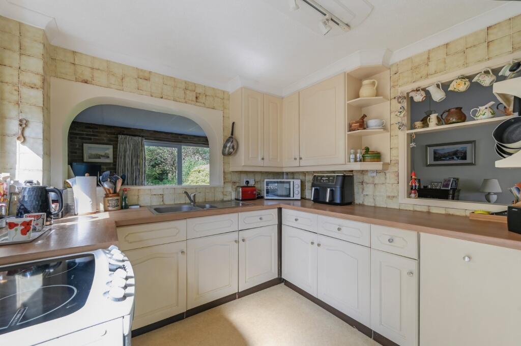 Prospect Way, Brabourne Lees, Ashford, Kent, TN25 photo 3