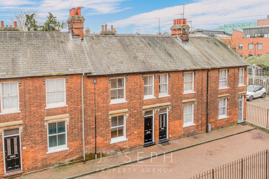 Main image of property: Felaw Street, Ipswich, IP2