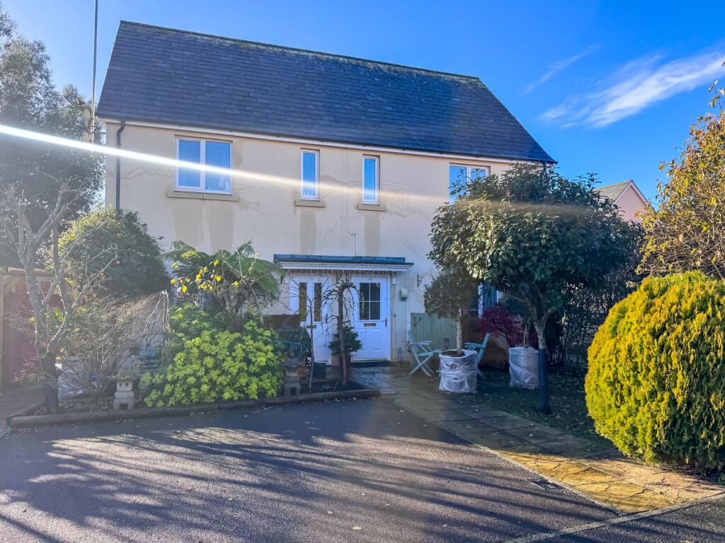 Main image of property: Goldcrest Way, Portishead, Bristol, Somerset, BS20