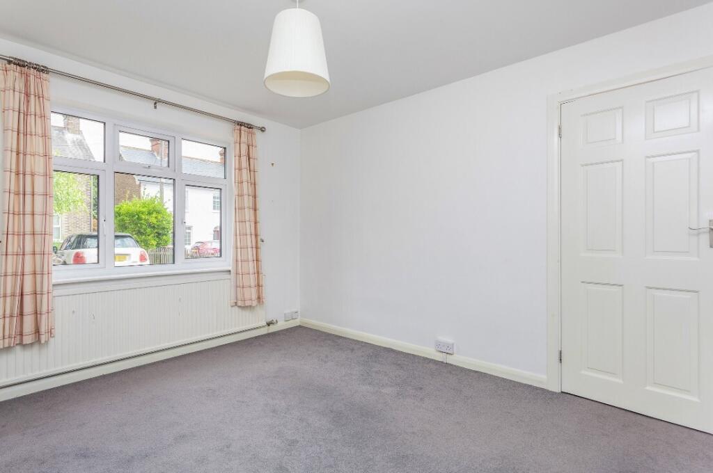 House in Redhill - View 2