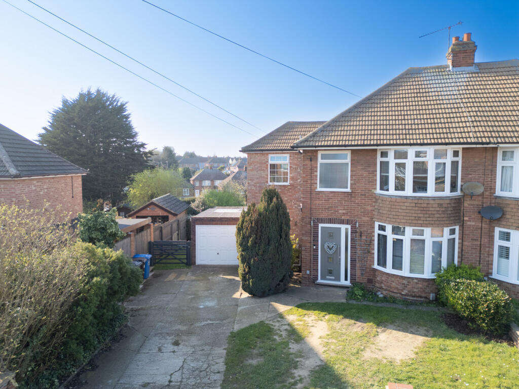 Main image of property: Rosecroft Road, Ipswich, IP1