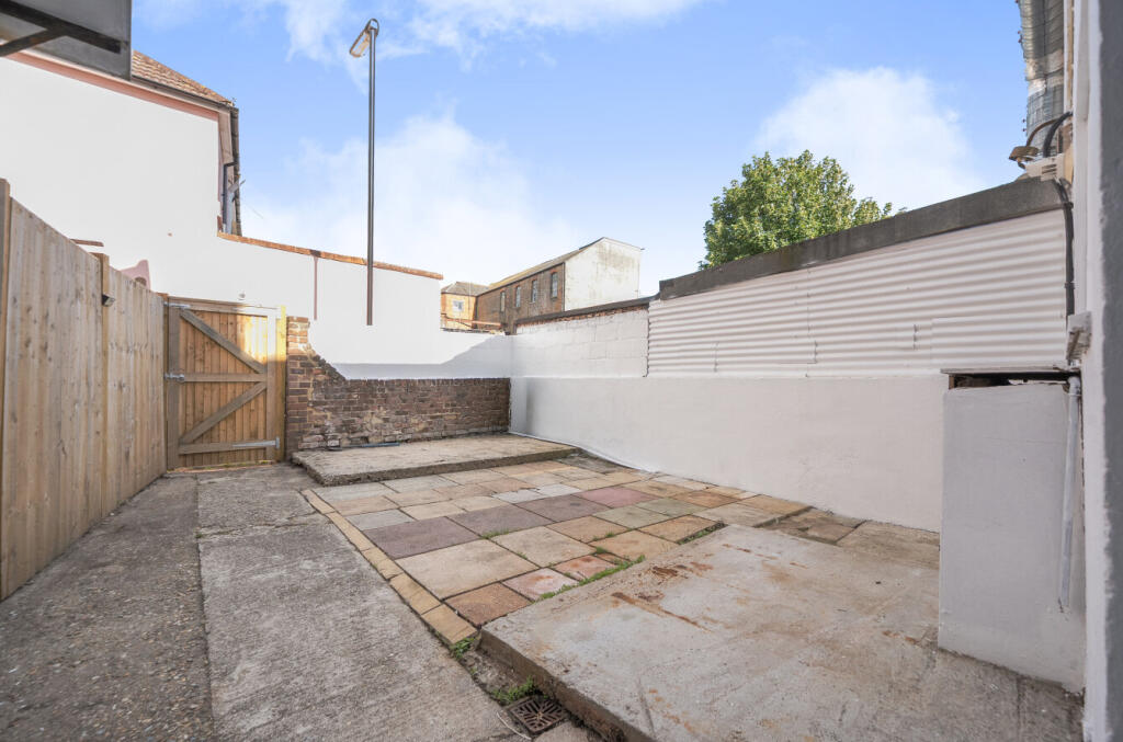 Main image of property: South Farm Road, Worthing, BN14
