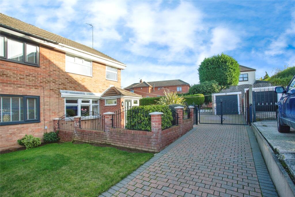 Bramley Grange Crescent, Bramley, Rotherham, South Yorkshire, S66 photo 4