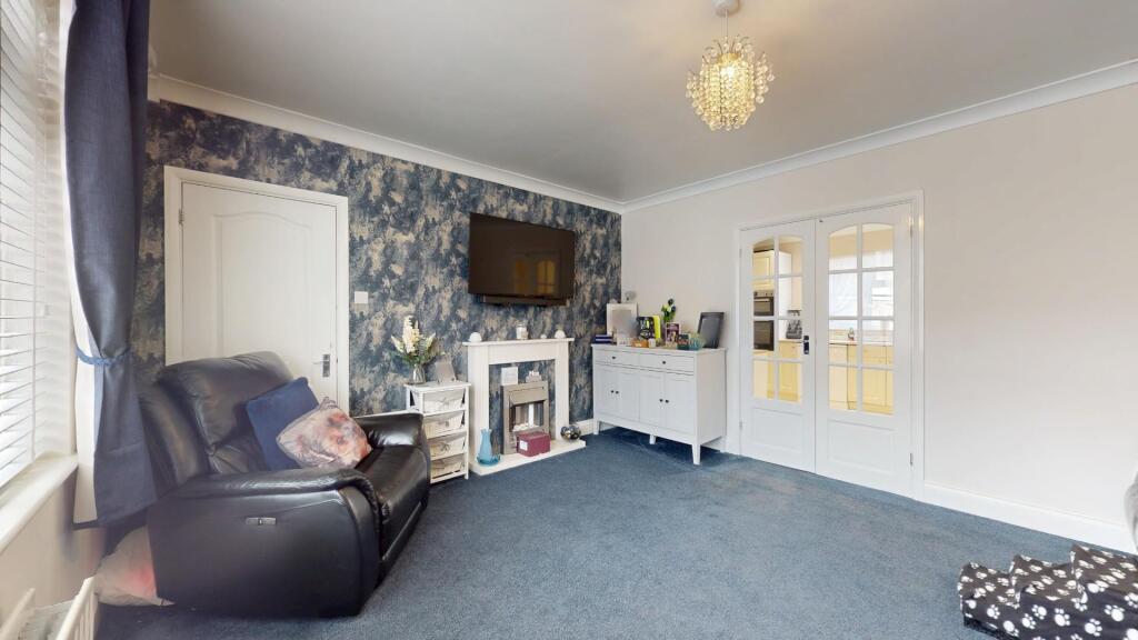 Milroy Avenue, Northfleet, Gravesend, DA11 photo 2