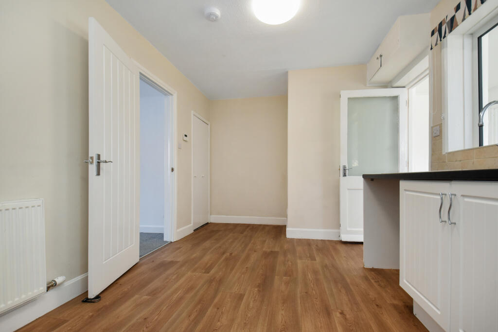 House in Mid Devon, Willand - View 5