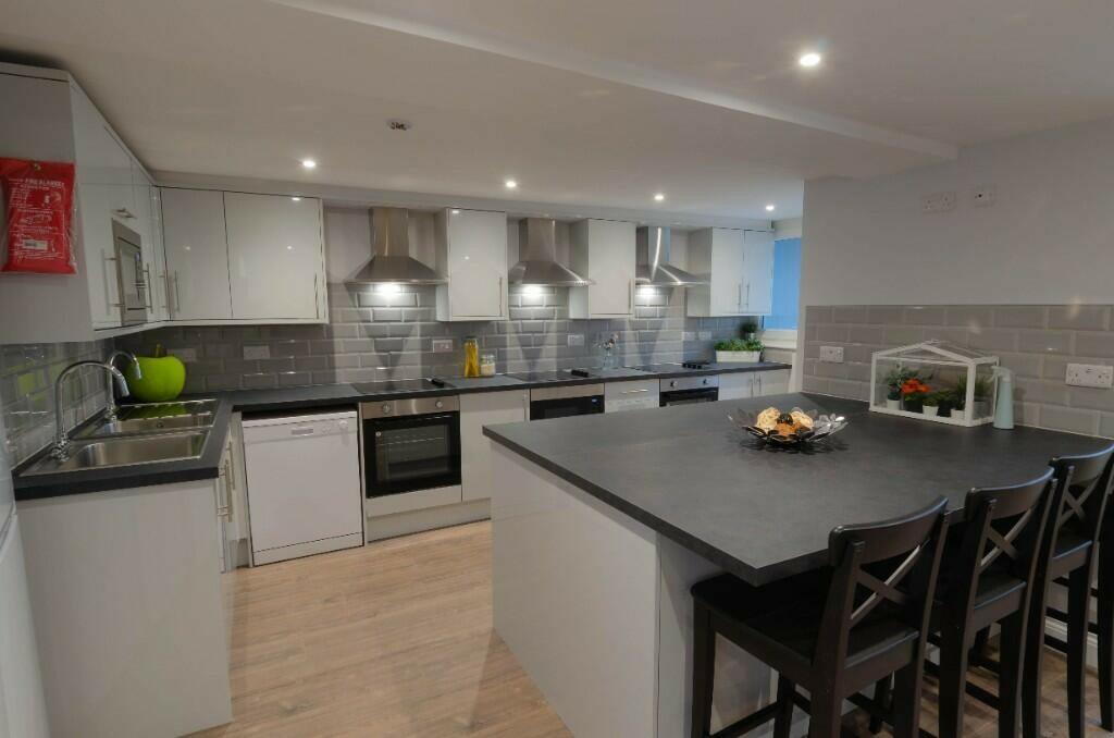 Main image of property: Hendford, Yeovil, Somerset, BA20