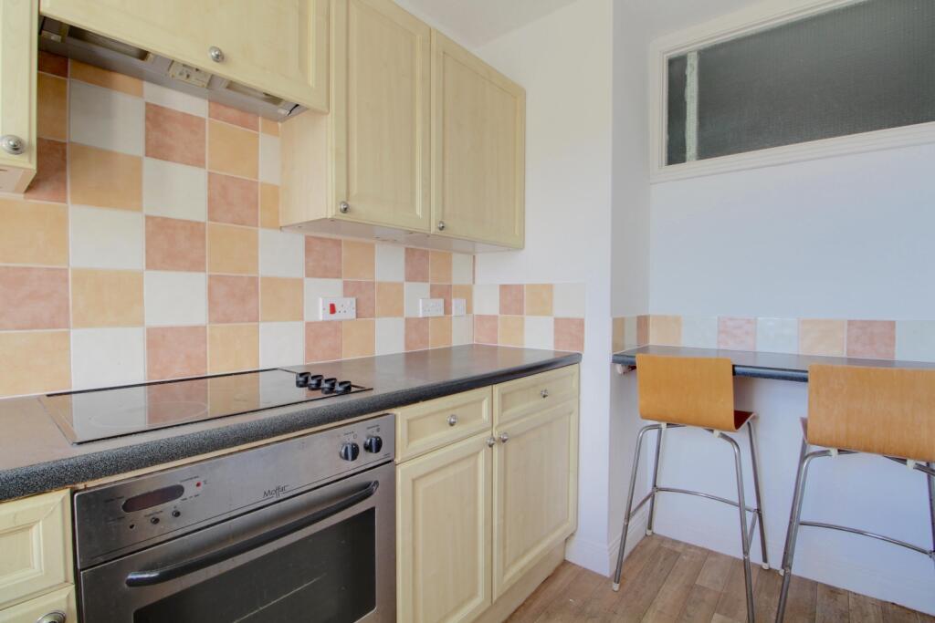 Marlborough Court, 46-48 The Drive, Hove, East Sussex, BN3 photo 4