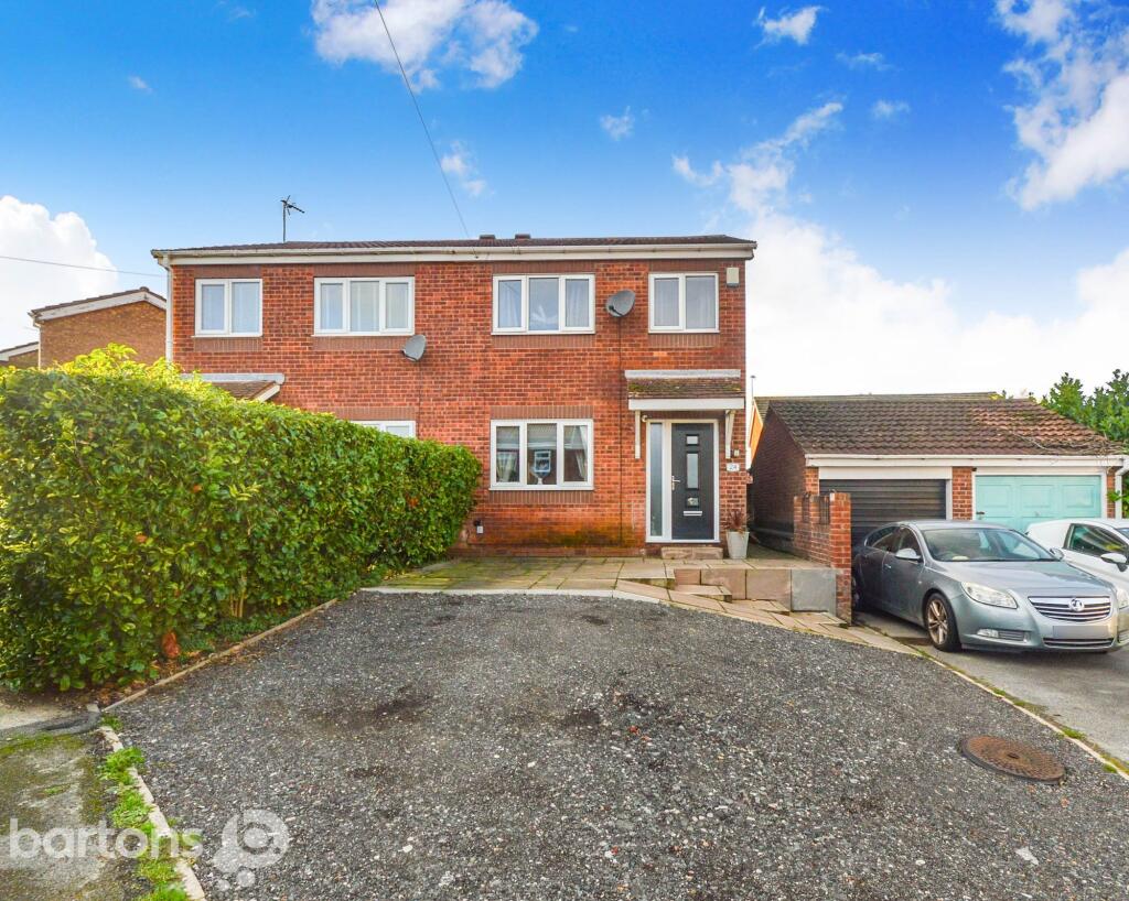 Ferndale Drive, Bramley, S66 photo 2