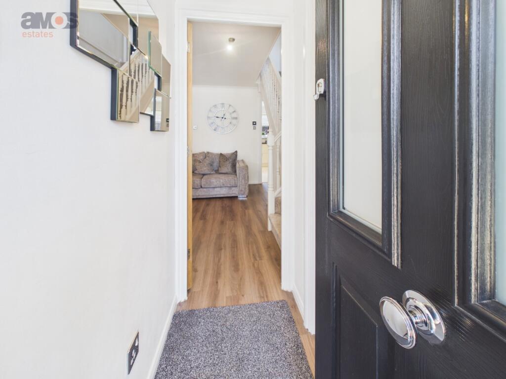 House in Rochford, Hockley - View 5