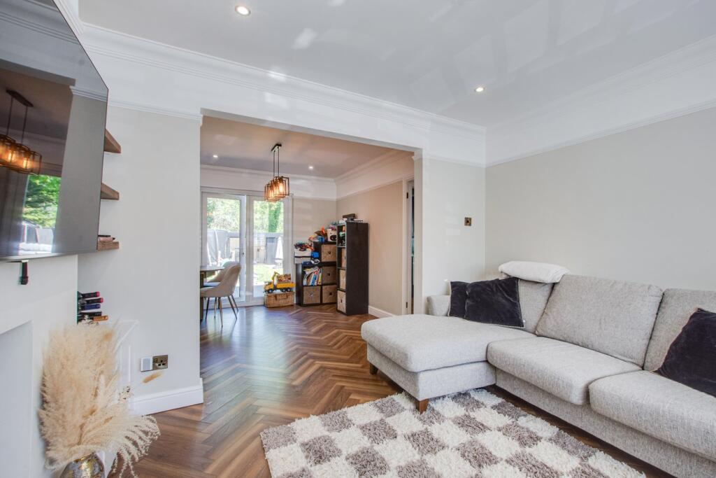 Longmead Drive, Sidcup, DA14 - View 5